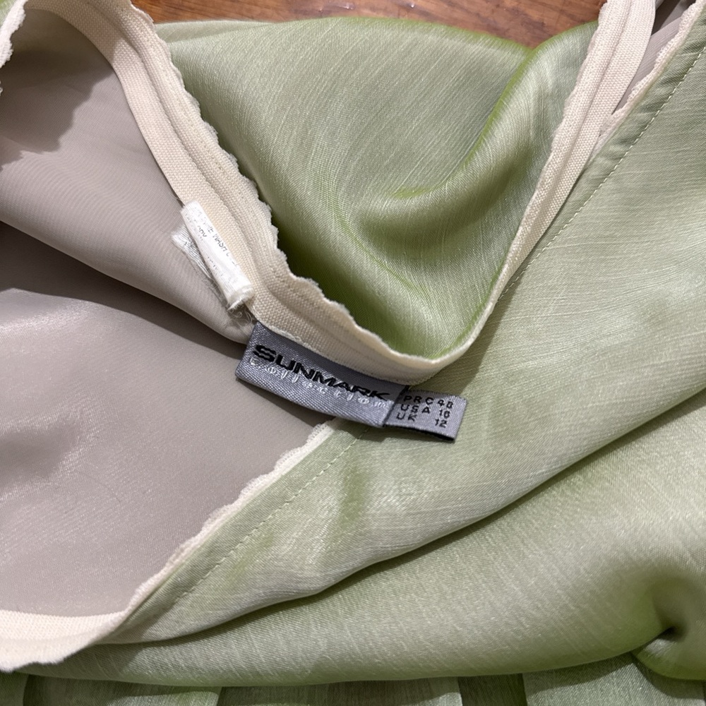 90s vintage lime green ruffle low rise skirt with sequin trim - Picture 8 of 9